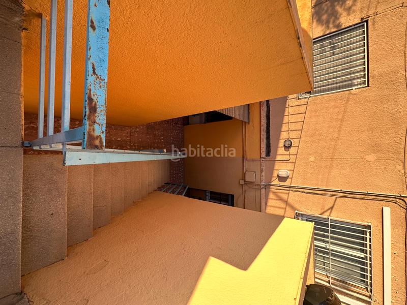 Foto 80608135-1307-45aa-b7d2-16ad81c62795. Piso finca en venta en singuerlín en Guinardera Santa Coloma de Gramenet