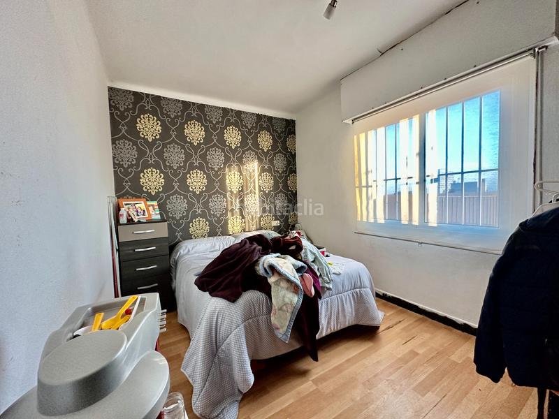 Foto ba317673-add1-4b82-8661-732b5afbb14a. Piso finca en venta en singuerlín en Guinardera Santa Coloma de Gramenet