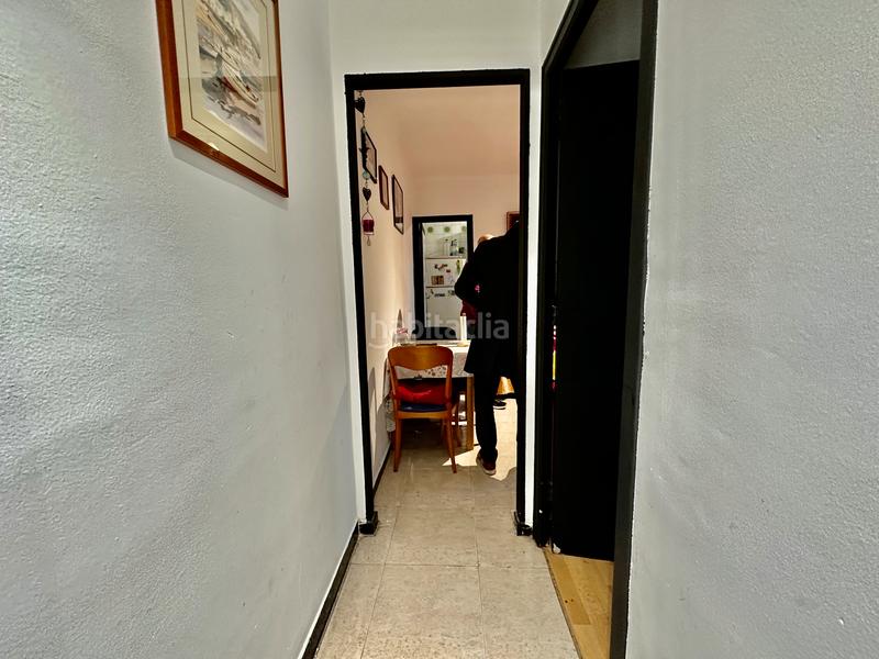 Foto cfbfdef3-1c30-4b1c-ae26-d613c9e01d97. Piso finca en venta en singuerlín en Guinardera Santa Coloma de Gramenet