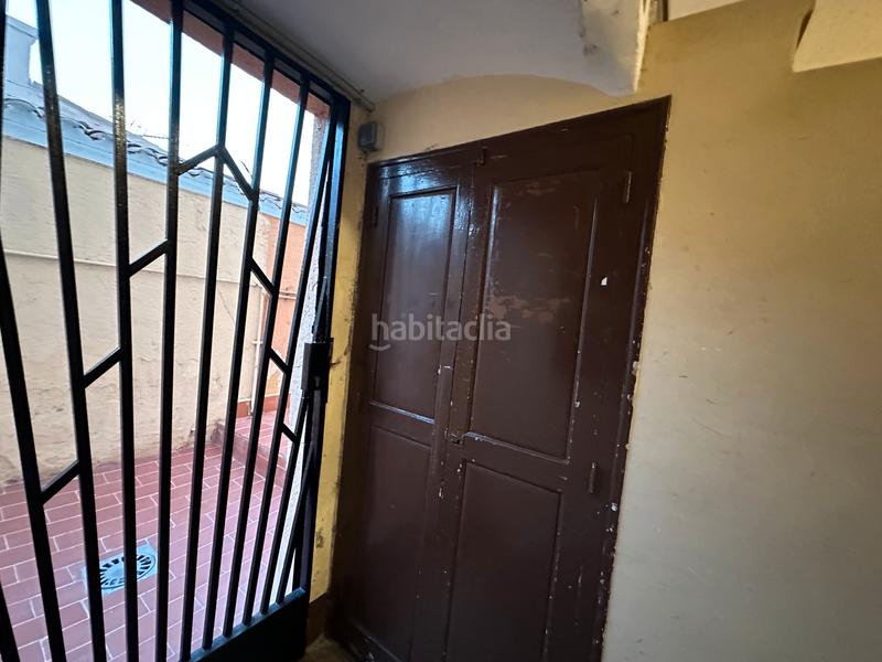 Foto d3c30075-03ea-4778-b5da-885a420eba90. Piso finca en venta en singuerlín en Guinardera Santa Coloma de Gramenet