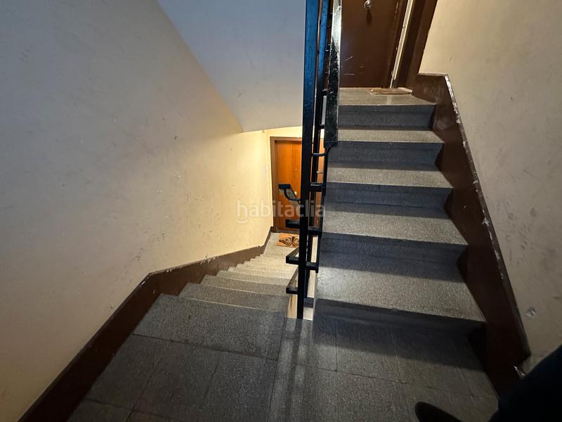 Foto d6949592-f2f5-4e9a-a684-cee271fde025. Piso finca en venta en singuerlín en Guinardera Santa Coloma de Gramenet