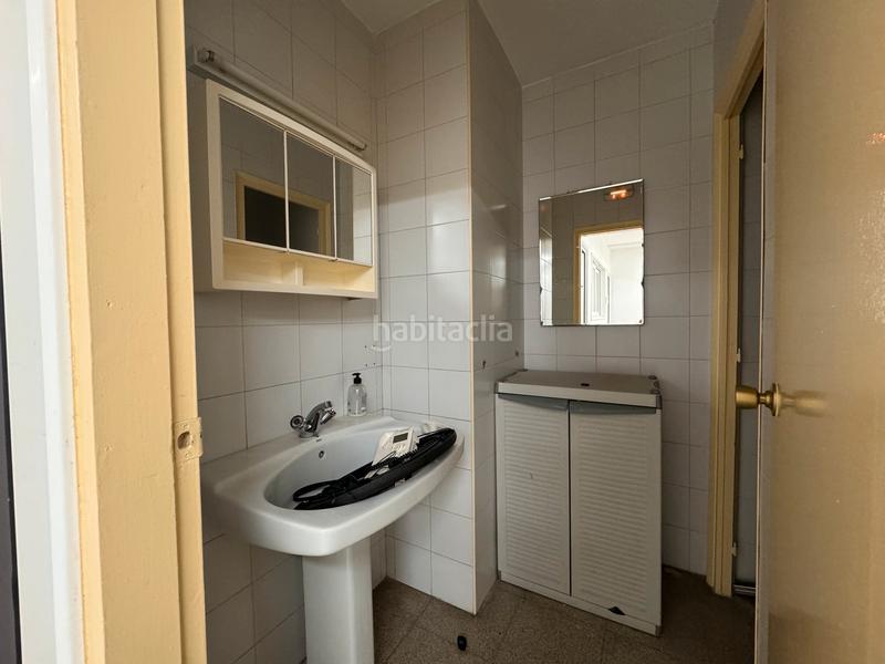 Foto b374661f-0292-4063-9607-735214773105. Nau industrial a Centre Hospitalet de Llobregat (L´)