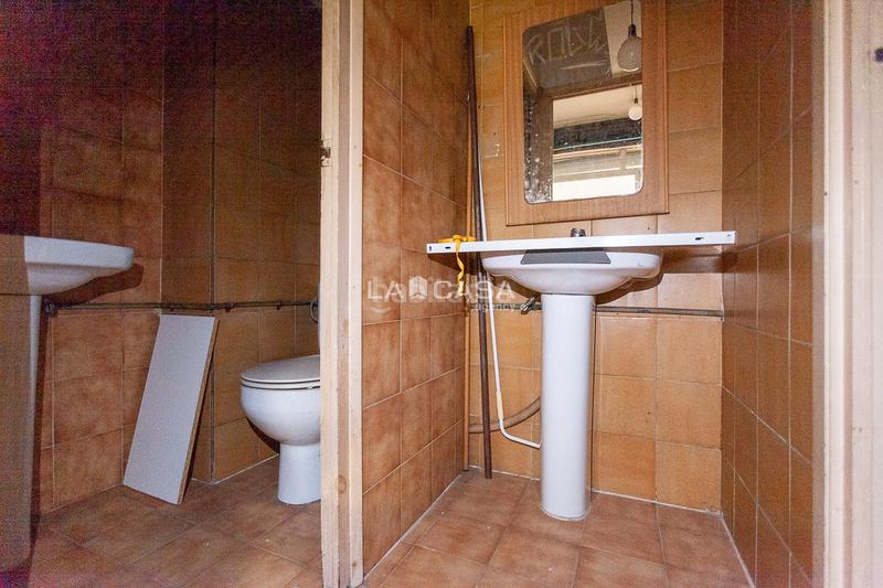 Foto abd70a0c-4061-4f8c-b6d0-1b9c4cc24092. Lloguer local comercial a Centre Masnou (El)