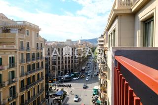 Etagenwohnung in Dreta de lEixample. Completamente reformado  balmesaragexclusiva vivienda en una de