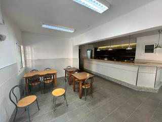 Business premise in La Marina del Port. Local en venta en calle del gaià