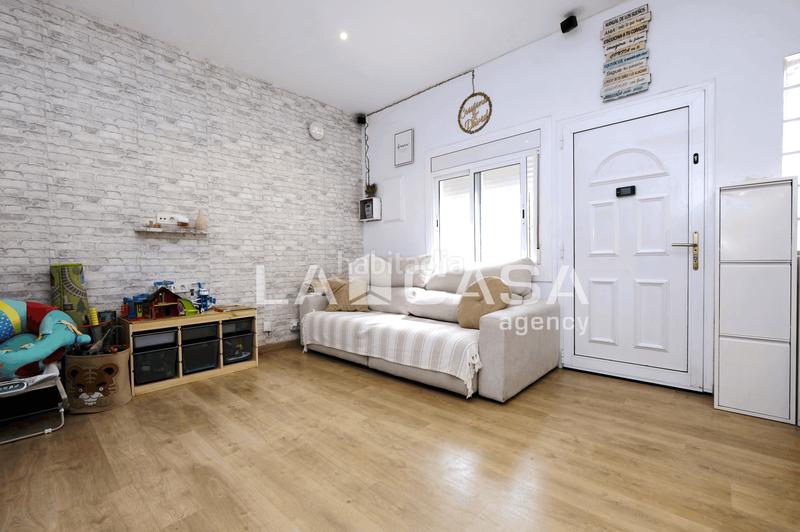 Foto 44da33a9-47eb-42e9-89e1-c6a703210bfb. Appartement dans Vilapicina - Torre Llobeta Barcelona