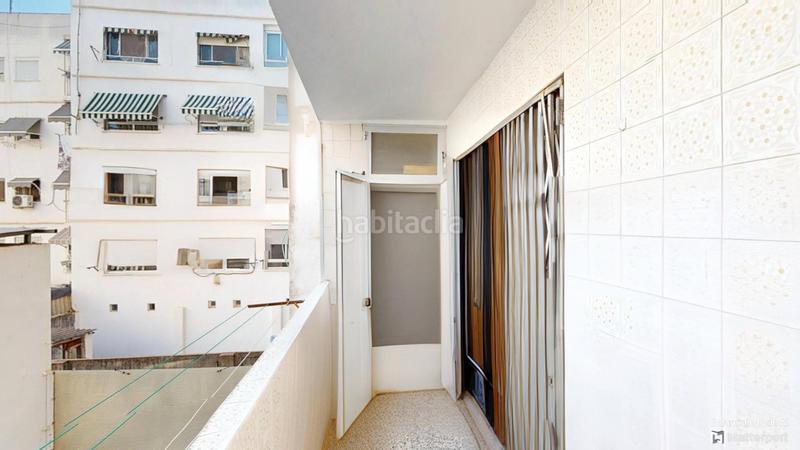 Foto f0f99ce7-13ac-4a53-b9ad-d789d0e3a044. Piso en El Castell Burjassot