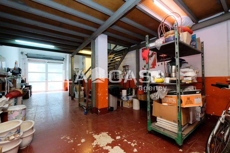 Foto 88c03cd0-7d14-4301-a9c6-fa7640ebc6b1. Local comercial a Horta Barcelona