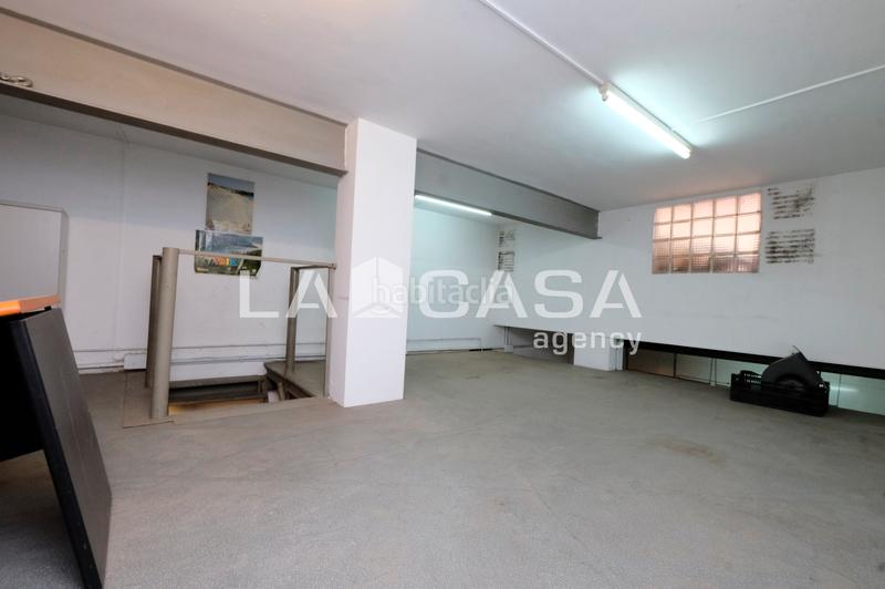 Foto 76345167-9108-4544-afc2-0b3344b14f69. Local commercial dans Horta Barcelona