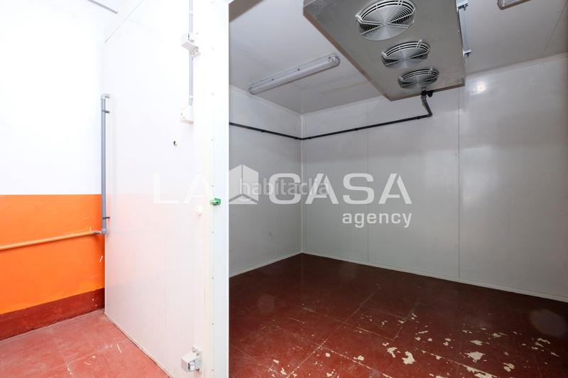 Foto 88a372dc-3baf-40a0-ac80-81c719bee57a. Locale commerciale in Horta Barcelona