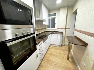 Appartement  Avinguda de josep tarradellas i joan. Piso en venta en sant josep