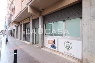 Miete Geschäftsraum  Carrer d'alella. Local comercial de 200m en el corazon de virrei amat
