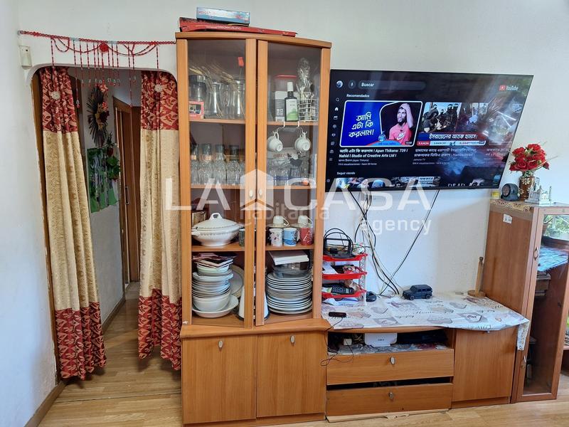 Foto 911a79c1-5f7b-4347-894b-32ca9babe404. Piso en Centre Santa Coloma de Gramenet