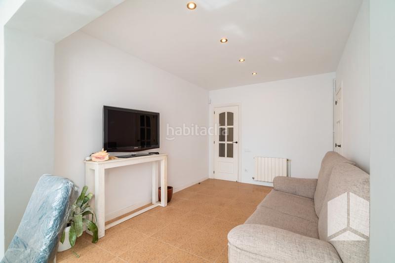 Foto f3026ae5-21ad-4d15-b029-aead1f5837b6. Appartamento con parcheggio in Mar i Sol Castelldefels