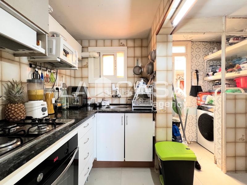 Foto 78de5260-3bd6-4fd9-932d-5a0a80cb34c7. Etagenwohnung in Sant Roc Badalona