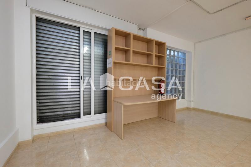 Foto 16f5c84d-b584-4f6b-9343-078cc6543b66. Alquiler local comercial en Vilapicina - Torre Llobeta Barcelona