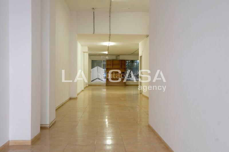 Foto 51478bb7-83e1-4100-871b-3161ed27b295. Alquiler local comercial en Vilapicina - Torre Llobeta Barcelona
