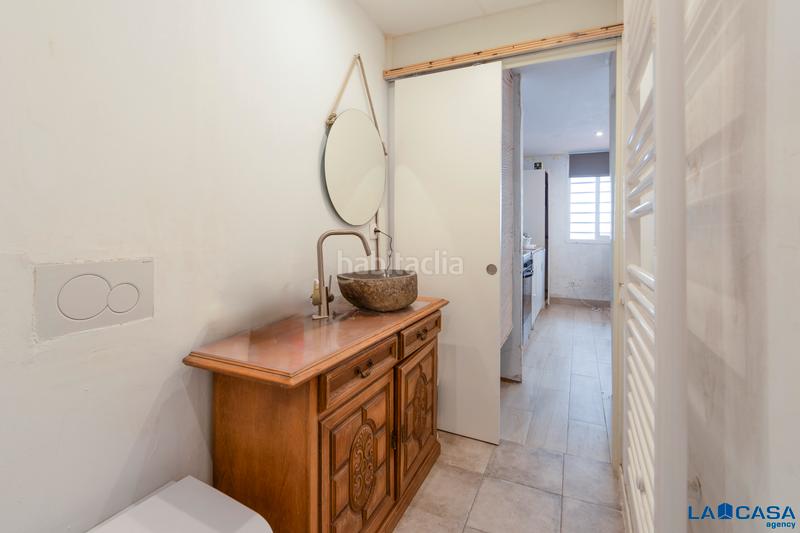 Foto 2ea419c2-b0fd-4e20-8919-dc1d3726925b. Piano terra in El Poble Sec - Parc de Montjuïc Barcelona