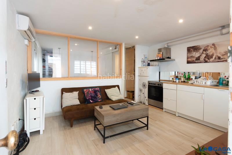 Foto 7acfb2c3-93ae-42c0-b6bf-eb95536bf82d. Piano terra in El Poble Sec - Parc de Montjuïc Barcelona