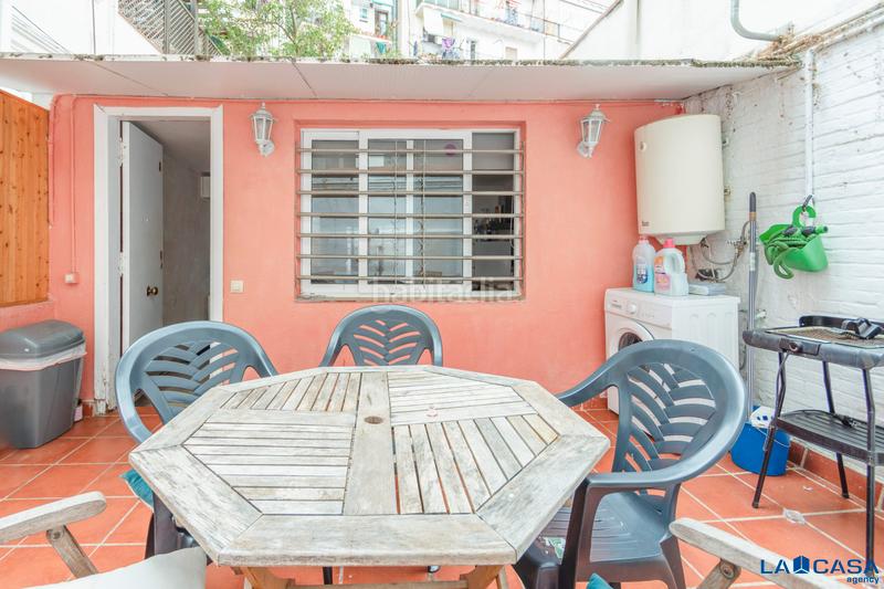 Foto bd59741e-9b59-4ad1-a82c-8a20c05ff301. Piano terra in El Poble Sec - Parc de Montjuïc Barcelona