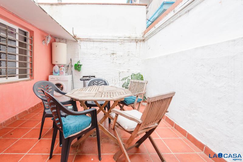 Foto fb963c16-3e63-445a-840d-e01115711312. Piano terra in El Poble Sec - Parc de Montjuïc Barcelona