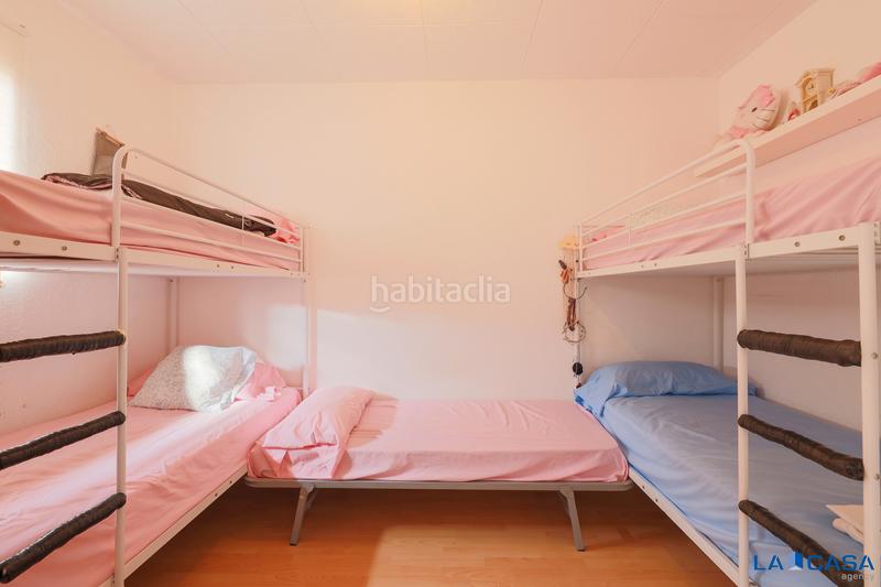 Foto ef0eec6b-7b3b-456e-bd8c-75d14b29f2dd. Pis a Sants Barcelona