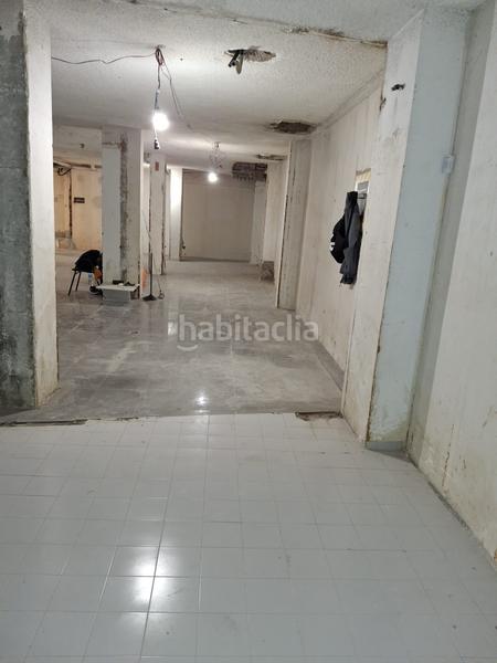 Foto 57345af7-f9c0-4140-80eb-5aff299ff361. Local comercial en El Camp de l´Arpa del Clot Barcelona