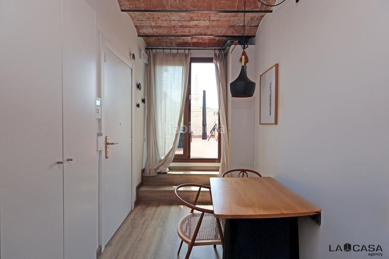 Foto b34a791a-7380-43a9-a332-2e55c98ad6cd. Attico in Sant Antoni Barcelona