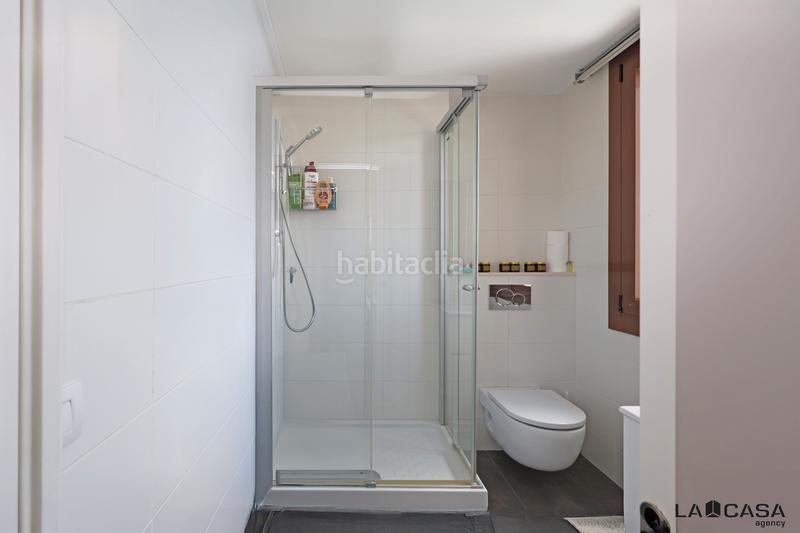 Foto 6039834f-1d11-4ea2-8149-be83ab7f2d81. Attique dans Sant Antoni Barcelona