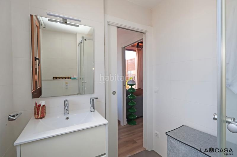 Foto f6017a3b-3e43-40f3-aca3-7dead7223898. Attique dans Sant Antoni Barcelona