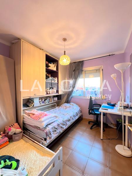 Foto b9fa3b31-b5af-45b8-a775-b0a44c3d960f. Appartement dans Llefià Badalona