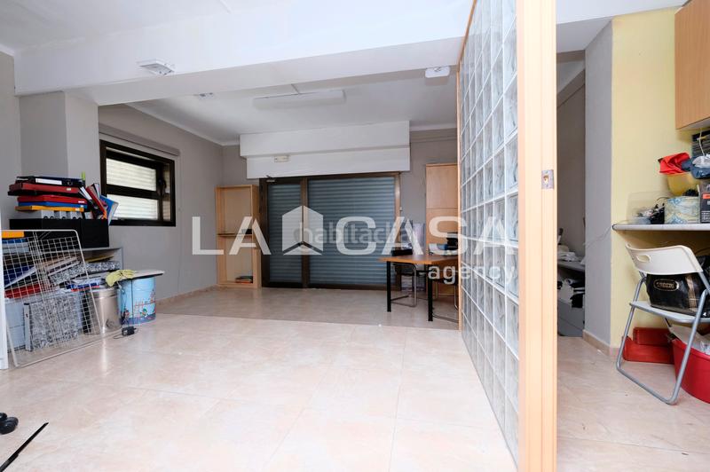 Foto 0c1f6271-0715-40d7-bb17-3dd223a45b96. Affitto locale commerciale in Vilapicina - Torre Llobeta Barcelona