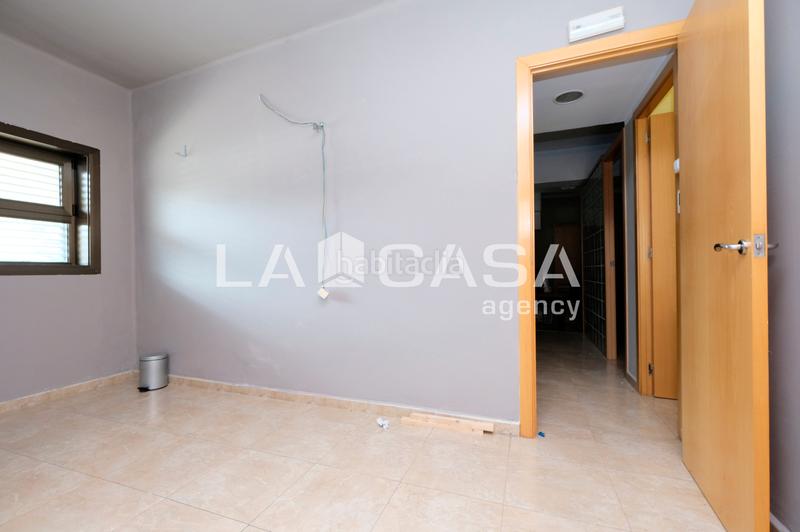 Foto 0d2a70cc-28a4-4a0c-a1ee-02ffdf777dc8. Affitto locale commerciale in Vilapicina - Torre Llobeta Barcelona