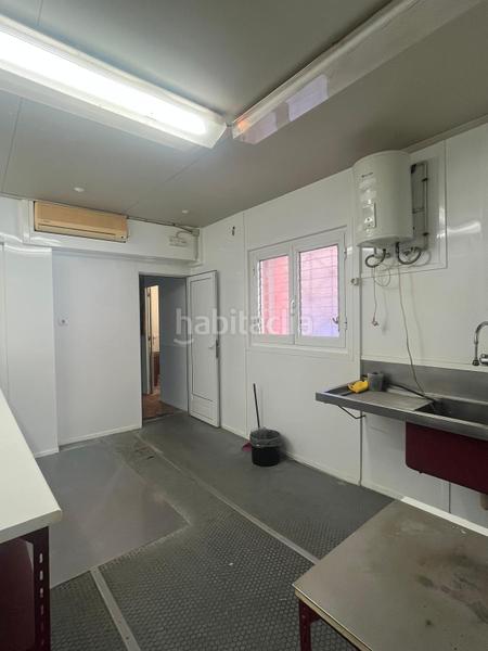 Foto e074c5d8-3fab-4fe8-8224-d8a82a9ce3ee. Affitto locale commerciale in Sant Genís dels Agudells Barcelona