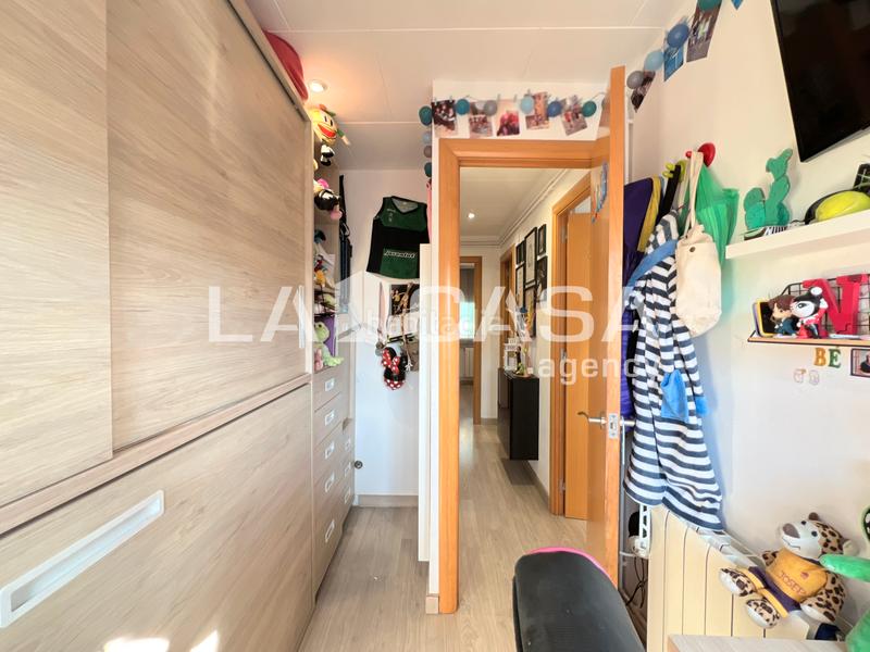Foto 7bdecd7b-7650-4ab4-848a-22ad1bed29d6. Appartamento con riscaldamento in Congrés Badalona