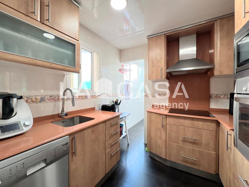 Foto 0abcc0cd-c7ba-483e-a228-3fdfea4ee7d2. Flat with heating in Congrés Badalona