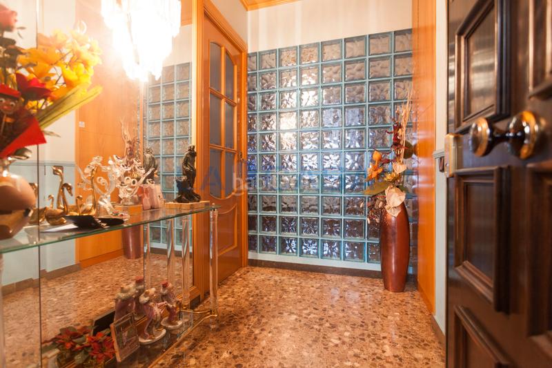 Foto 12e939ea-063f-42dc-8835-16e4a6ba0d37. Etagenwohnung in La Florida Hospitalet de Llobregat (L´)