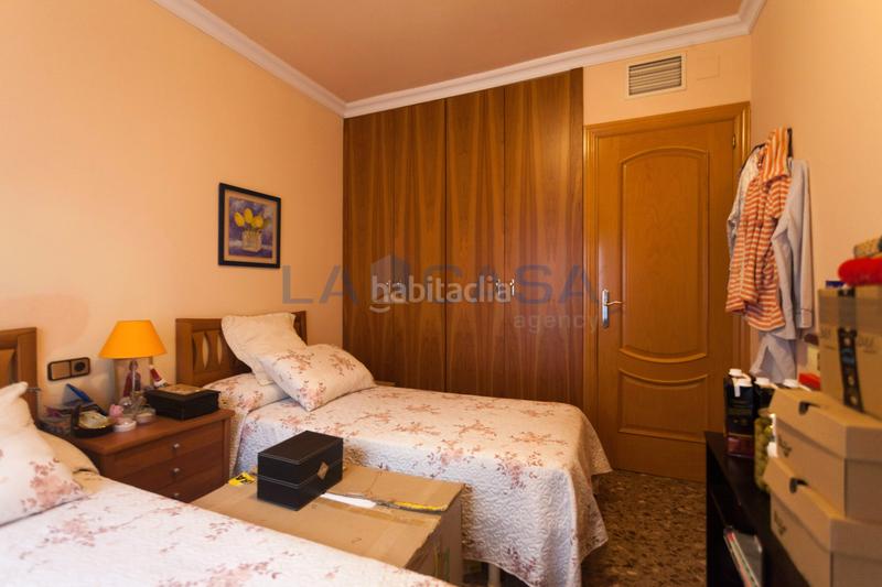 Foto 14e26a8a-cdfe-4063-8725-cca0e2e9ee8f. Etagenwohnung in La Florida Hospitalet de Llobregat (L´)