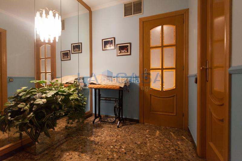 Foto 15b2514d-16b1-4de3-a7d1-140bc00f7163. Etagenwohnung in La Florida Hospitalet de Llobregat (L´)