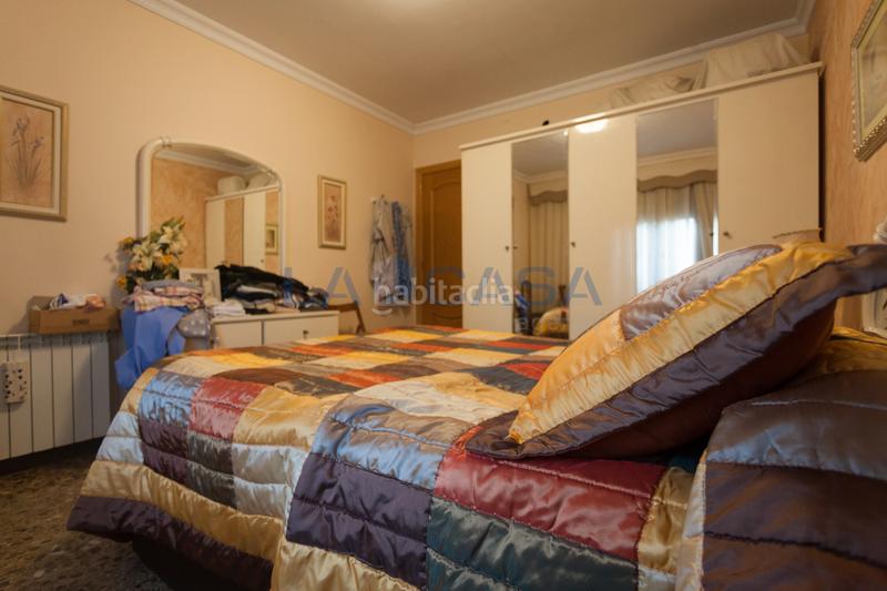 Foto b5c9477d-9843-4374-a44a-8d7f10dadd6a. Pis a La Florida Hospitalet de Llobregat (L´)