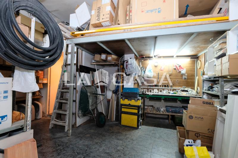 Foto d0feb80f-3266-4e3a-a0f3-1d34b0fe22ab. Geschäftsraum in Porta Barcelona