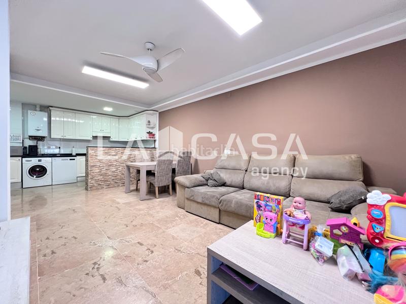 Foto a1472ce8-5fb2-4b2d-813d-8ac3d0db5010. Appartamento con riscaldamento in Llefià Badalona