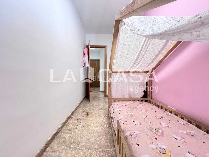 Foto eab2d654-428e-43d7-a7c2-a3b0a3c66c66. Appartamento con riscaldamento in Llefià Badalona