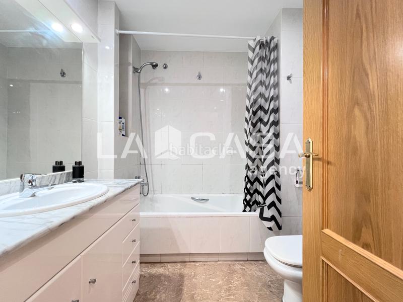 Foto 080be05c-875f-4fe9-bc07-8d40b2497d54. Appartement avec chauffage dans Llefià Badalona