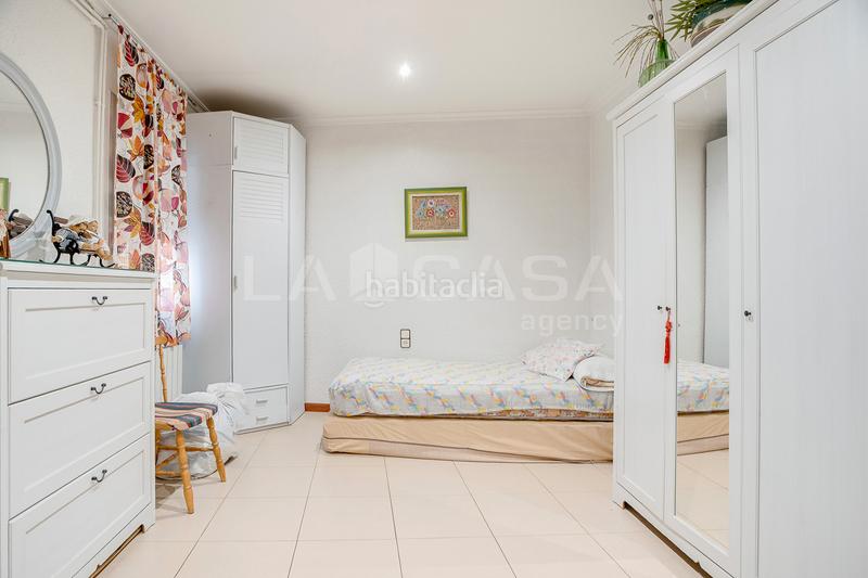Foto 4b90e56f-176c-4dfb-9431-c803060e2eea. Appartement avec chauffage dans Safaretjos Santa Coloma de Gramenet