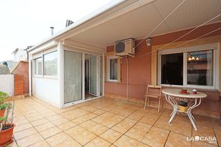 Attique  Carrer de la igualtat