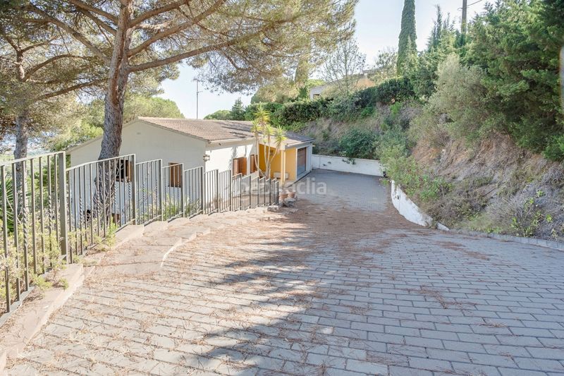 Foto aef2a4b5-9c53-4896-9a10-a6e2b346d5d7. Xalet amb calefacció aparcament piscina a Cabrils