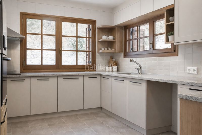 Foto b482ee78-5317-46f2-aab1-c8c8bbb75317. Xalet amb calefacció aparcament piscina a Cabrils