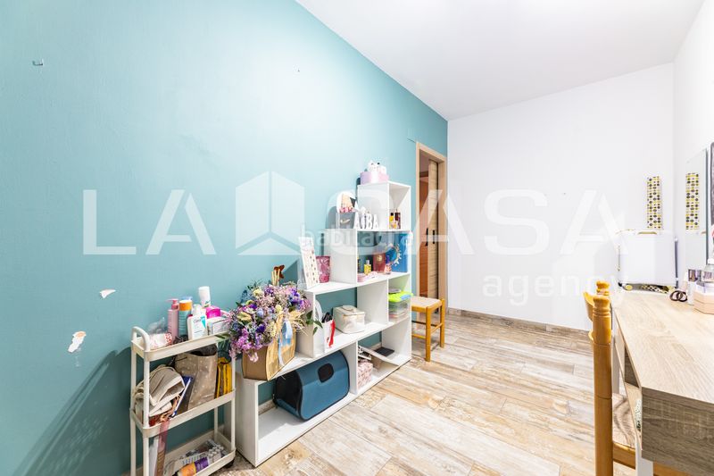 Foto 0a144786-5454-4786-b899-3b0c1aa96213. Pis amb aparcament a Riba - roja de Túria