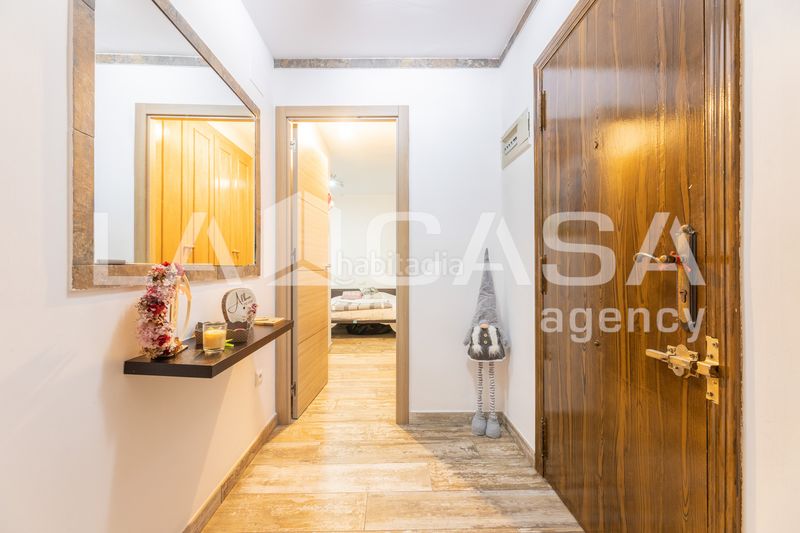 Foto 50a1626b-5a1b-4b86-bc18-ad130669be7d. Pis amb aparcament a Riba - roja de Túria